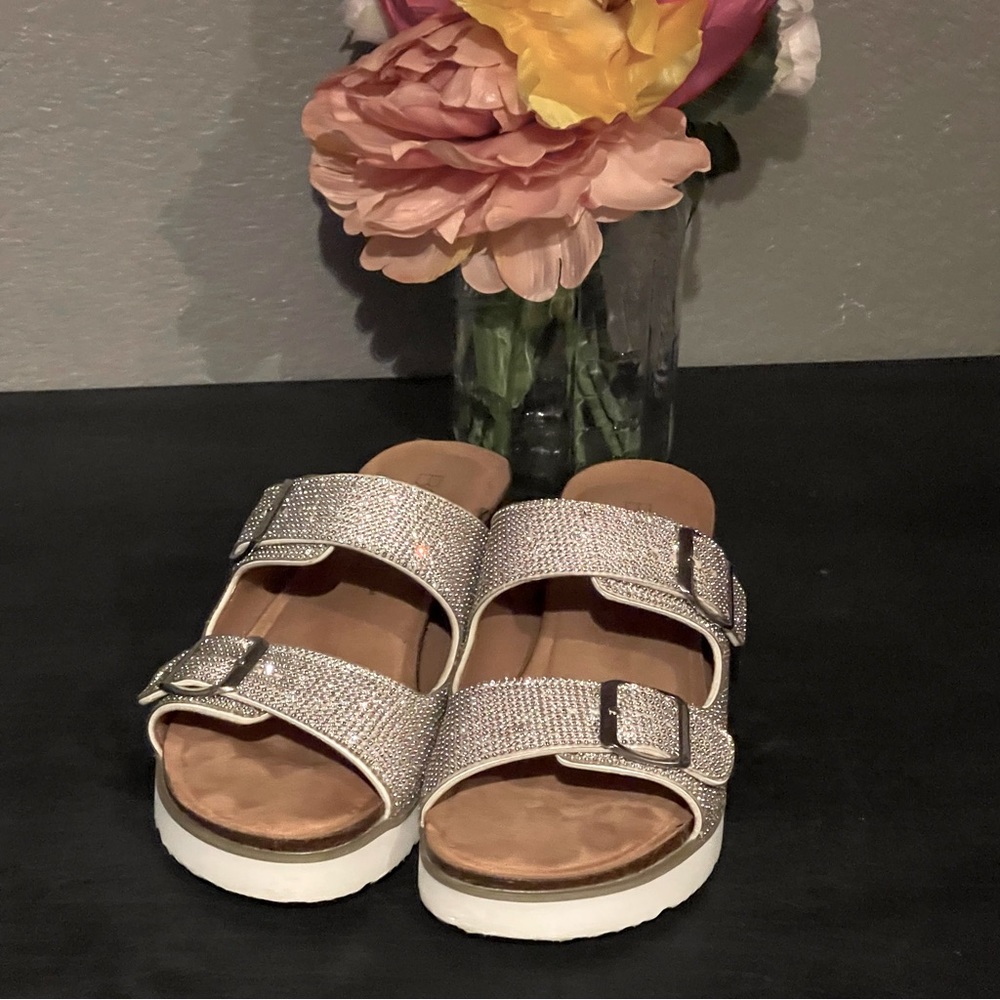 Corky rhinestone wedges